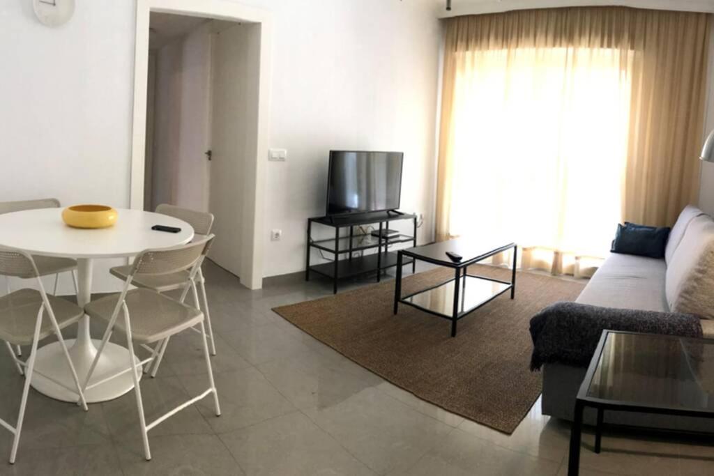 Ac Triana Arellano Lägenhet Sevilla Exteriör bild